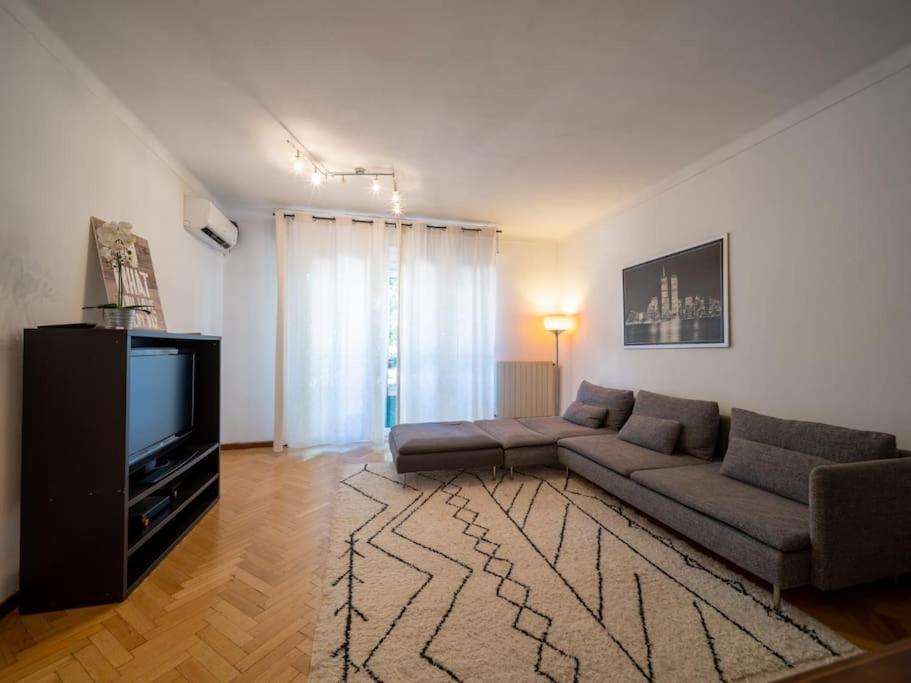 Appartement Climatise Tout Equipe A Cote Du Stade Velodrome Марсель Екстер'єр фото
